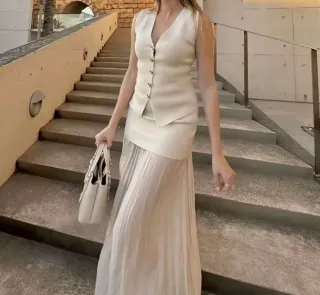 Conjunto falda y top beige Talla S