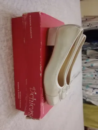 Zapatos Chicas Plata/Blanco con Lazos