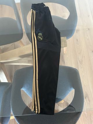 Chándal Adidas Real Madrid Negro y Dorado