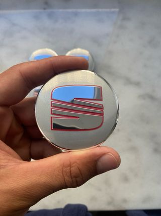 Tapabujes Seat 63mm Plata Nuevos