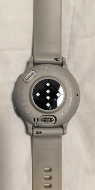 Garmin Venu 3s Beige e Oro