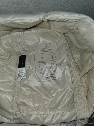 Chaleco de plumas blanco