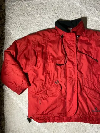 Chaqueta Deportiva Champion Roja Ancha Retro