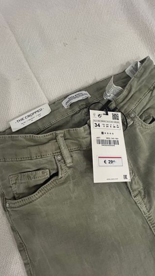 Zara Jeans Verde Claro nuevos Talla 34 Tiro Medio