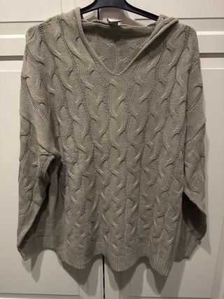 Jersey trenzado con capucha beige talla única