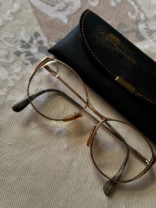 Montura de gafas ZAS visión optico dorada