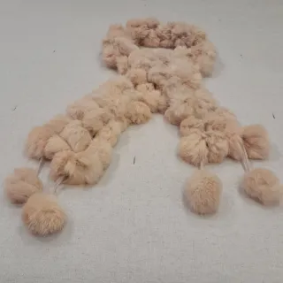 Cuello de pelo beige, muy calentito