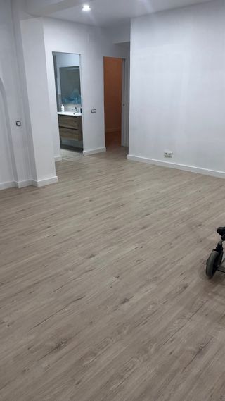 Instalador profesional suelos laminados y vinilico