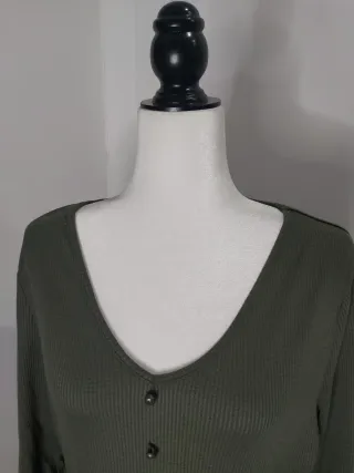 Camiseta verde militar manga larga