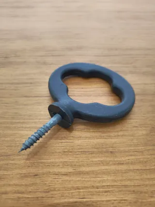 Soporte hembrilla cerrada plástico tirafondo