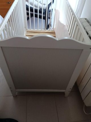 Culla in legno bianco