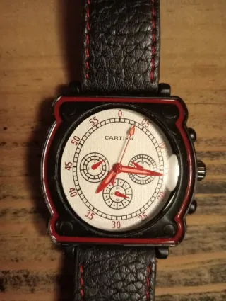 Reloj Cartier Negro y Rojo