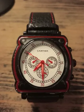 Reloj Cartier Negro y Rojo