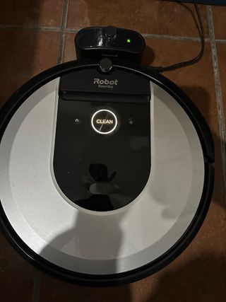 Robot aspirador iRobot Roomba i7156 Wi-Fi