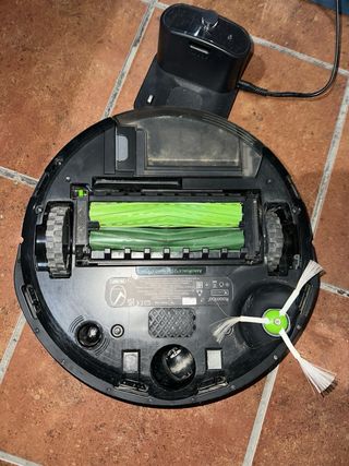 Robot aspirador iRobot Roomba i7156 Wi-Fi