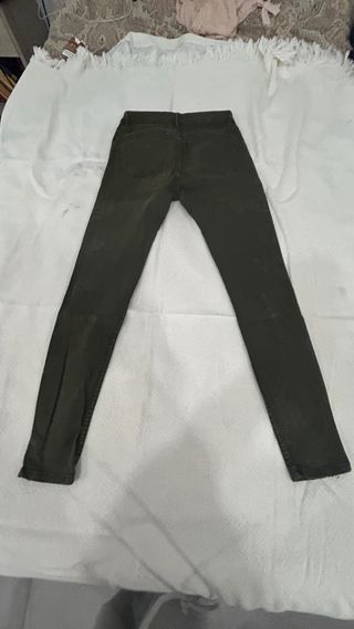 Pantalones Zara verde oscuro talla 34 tiro medio