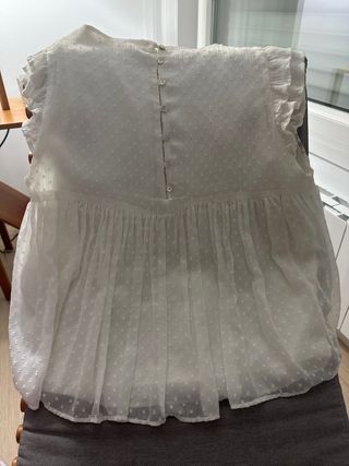 Camisa Zara bordada floral blanca Talla M