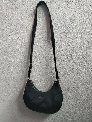 Bolso de hombro negro