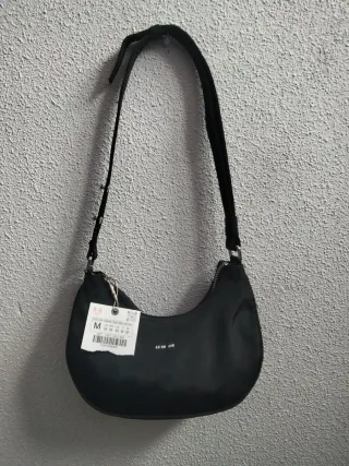 Bolso de hombro negro