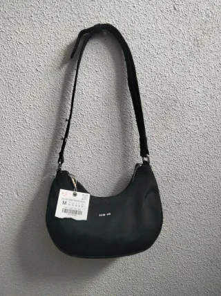 Bolso de hombro negro