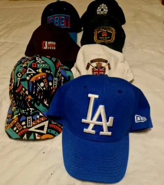 LOTE 7 GORRAS (precio lote)