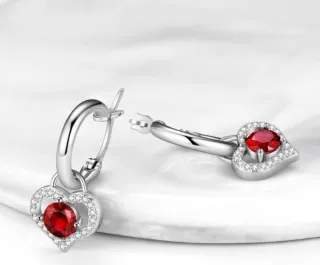 Juego Plata Ley Colgante y Pendientes Corazón