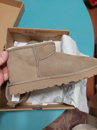 Botas UGG Talla 39 Marrones