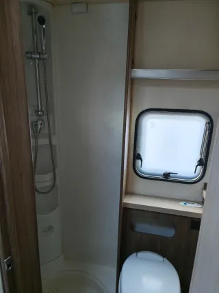 Caravana Hobby 545 KMF