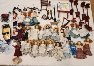 Collezione di bambole antiche