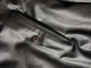 Cazadora Chevignon Negra Cuero Talla L