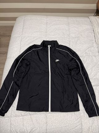 Giubbotto Nike Nero con Strisce Bianche