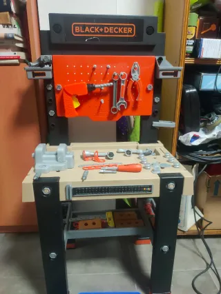 Mesa de Herramientas Juguete Black+Decker