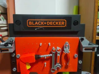 Mesa de Herramientas Juguete Black+Decker