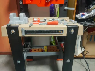 Mesa de Herramientas Juguete Black+Decker