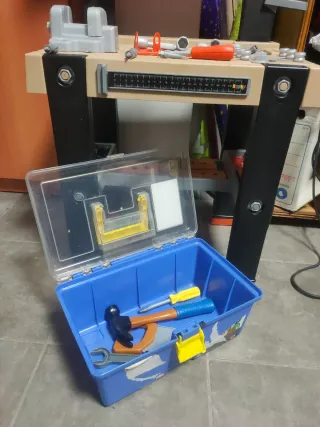 Mesa de Herramientas Juguete Black+Decker