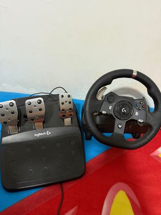 Volante y Pedales Logitech G