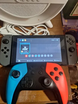 Nintendo Switch + Mando + Fifa 25 + Cargador