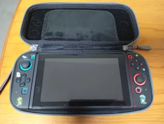 Nintendo Switch Azul y Roja. Nueva, con garantía.