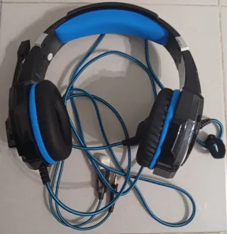 Nintendo Switch Azul y Roja. Nueva, con garantía.