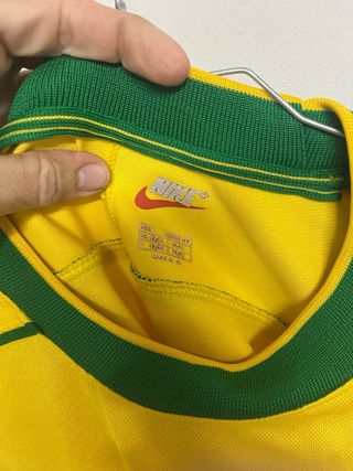 Camiseta Nike Brasil 1998-2000