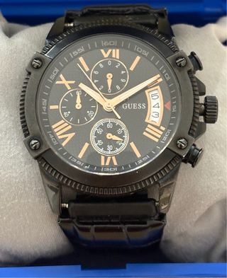 Elegante reloj Guess Cronógrafo Negro y Dorado