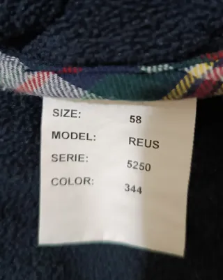 Chaqueta acolchada azul marino.talla 58.