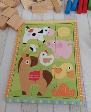 Baúl de actividades de madera