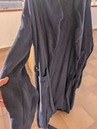 Bata de hombre azul marino