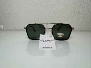 Gafas de sol polarizadas negras y verdes