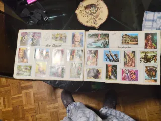 Álbum de cromos Los Tibetanos y Los Ainos