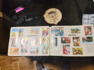 Álbum de cromos Los Tibetanos y Los Ainos