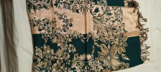 Precioso fular dorado y verde