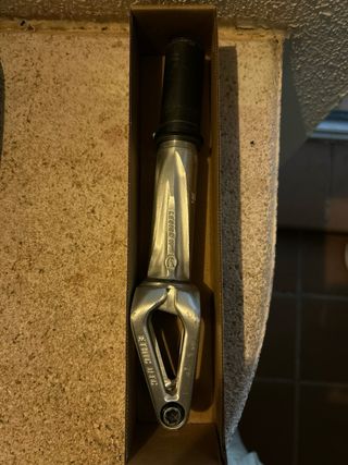 Horquilla Ethic Legion V2 Raw IHC