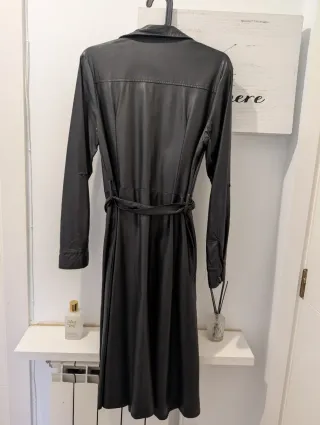 Vestido midi efecto piel